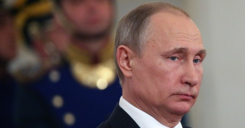 Приховує, але носить: Путін став вдягати бронежилет на заходи