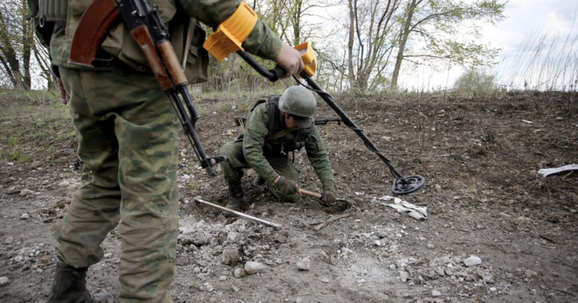 У російському Шебекіно на міні підірвалися військові та співробітник 
