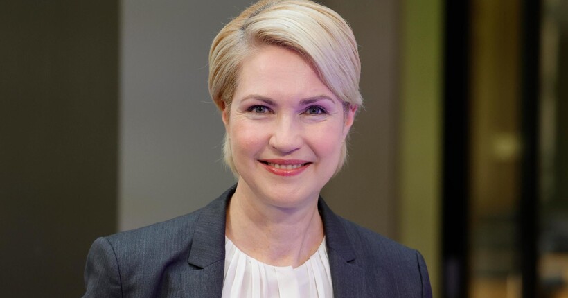 Україна має перемогти: очільниця Бундесрату Мануела Швезіґ прибула до Києва з потужним меседжем підтримки