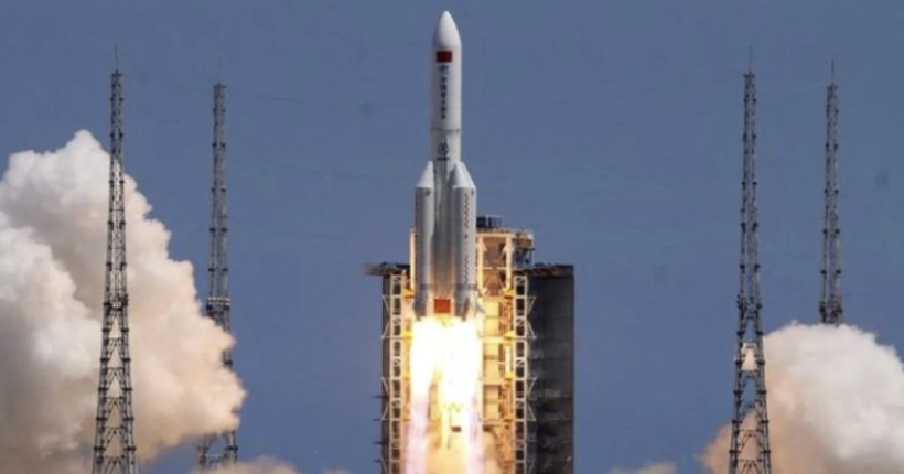 У Китаї після тестового запуску розбилась космічна ракета