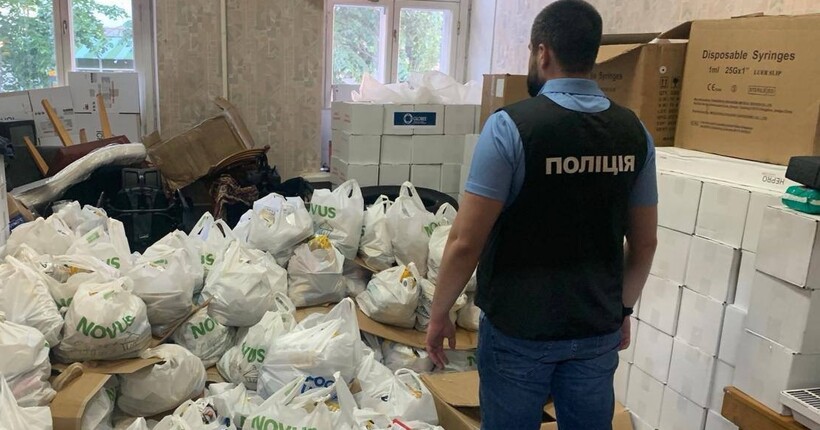 Експредставницю Червоного Хреста підозрюють у привласненні 3,6 млн грн гуманітарної допомоги