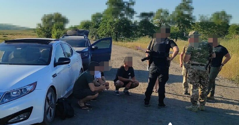 Хотів нелегально перетнути кордон: ДБР розслідує обставини смерті військового