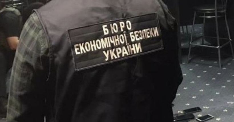 В Україні викрили масштабну схему розтрати понад 100 млн грн держкоштів на закупівлях для ЗСУ