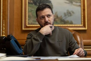 Зеленський вніс у ВР законопроекти щодо продовження воєнного стану і мобілізації
