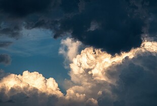 Прогноз погоди в Україні на 23 серпня: мінлива хмарність і короткочасні дощі на сході