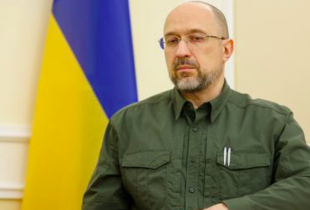 Шмигаль: В минулому році українським переселенцям виплатили 53 млрд грн допомоги