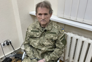 Зеленський позбавив Медведчука та ще трьох нардепів громадянства: Вони обрали службу вбивцям, а не народу Україні