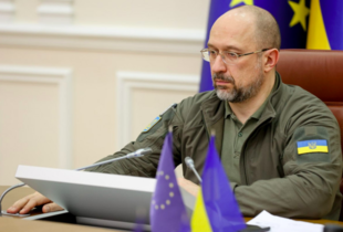 Шмигаль: У 2022 році Україна виплатила населенню понад 800 млрд грн соцдопомоги