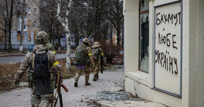 Бахмут і Соледар - епіцентр бойових дій: речник Нацгвардії розповів про ситуацію на фронті