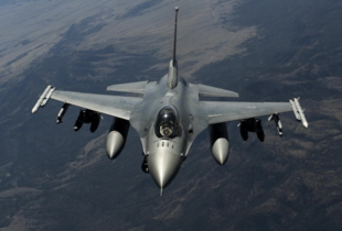 США розширять підготовку українських пілотів на F-16: скільки льотчиків ще пройдуть тренування