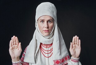Називає себе "Богородицею": у мережі спалахнув скандал навколо Ганни Фесун, яка обіцяє "зцілення"