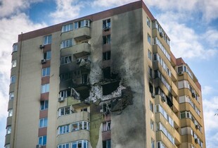 "Шахед" влучив просто у вікно: сусід загиблої у Києві дівчинки розповів деталі атаки