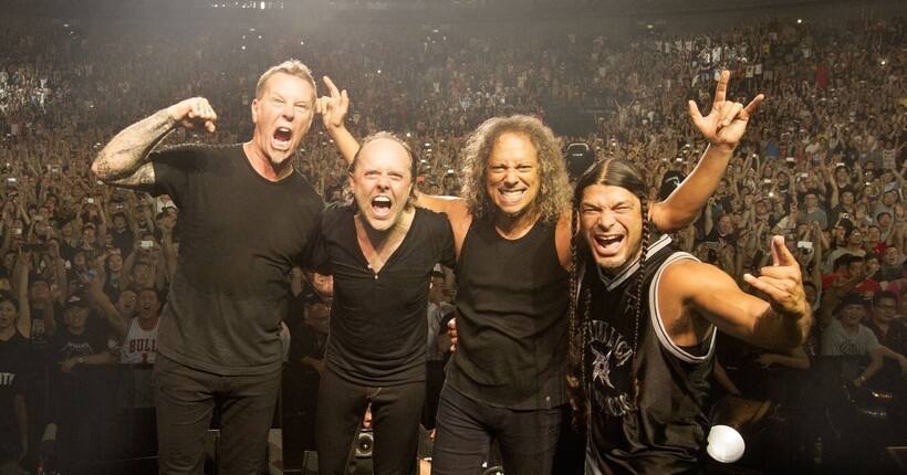 Український військовий зіграв на бандурі пісню Metallica: в гурті відреагували