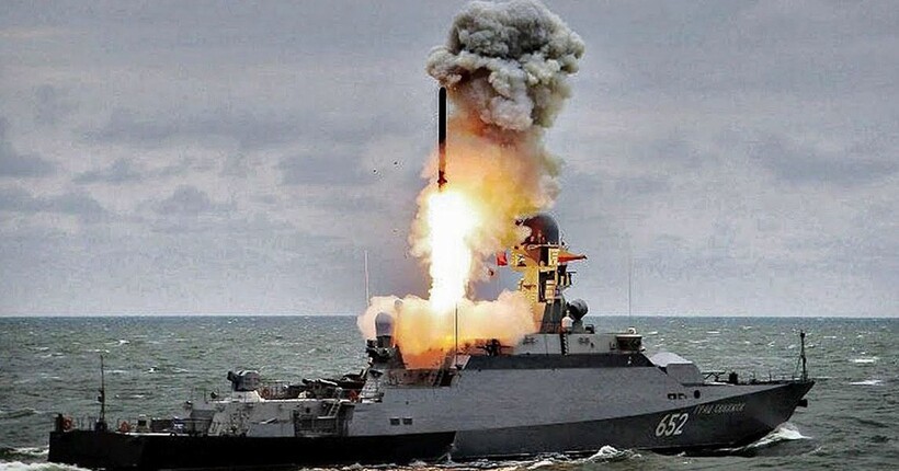 У Чорному морі перебувають шість ворожих ракетоносіїв, загальний залп — до 23 