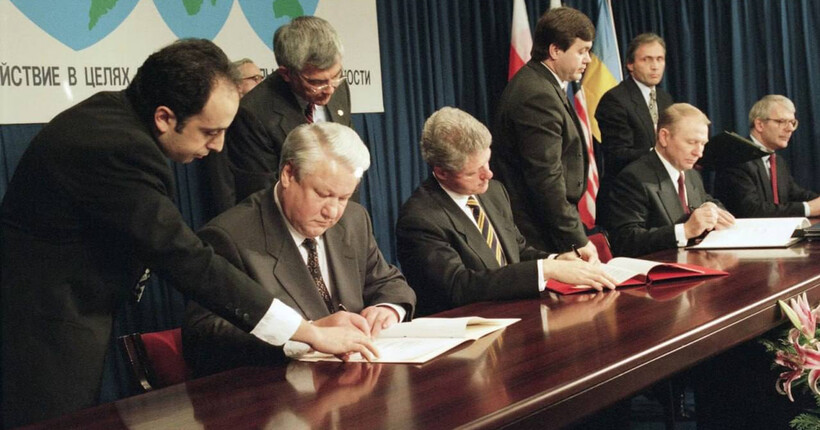 30 років Будапештському меморандуму: як Україні пообіцяли, але так і не надали гарантій безпеки