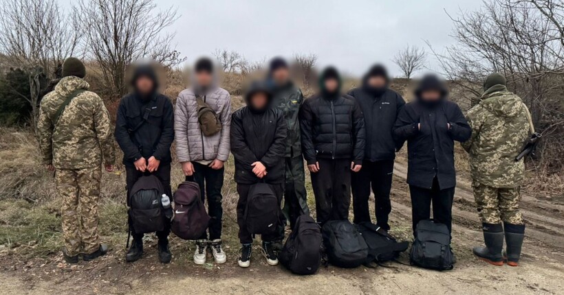 Біля Молдови затримали групу осіб, які намагалися незаконно перетнути кордон