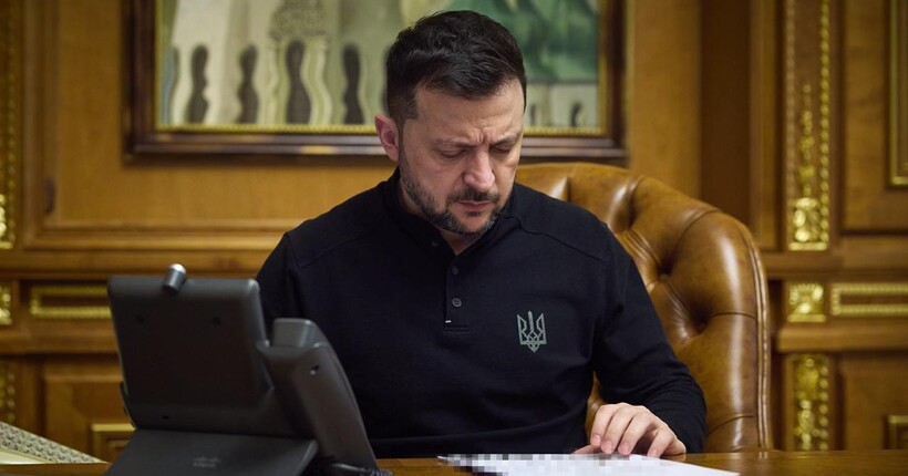 Зеленський обговорив з генсеком НАТО підсилення оборони України