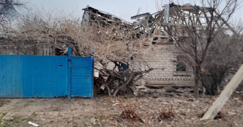 Окупанти обстріляли Херсонщину: є поранені та пошкоджено будинок