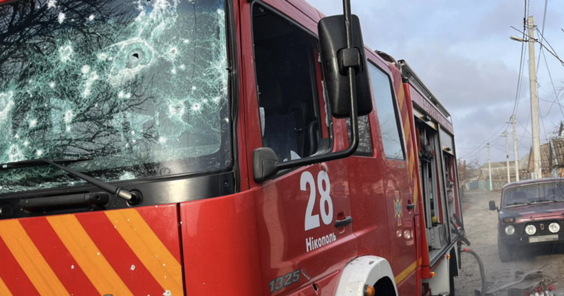 У Нікополі рятувальники потрапили під ворожий обстріл: що відомо