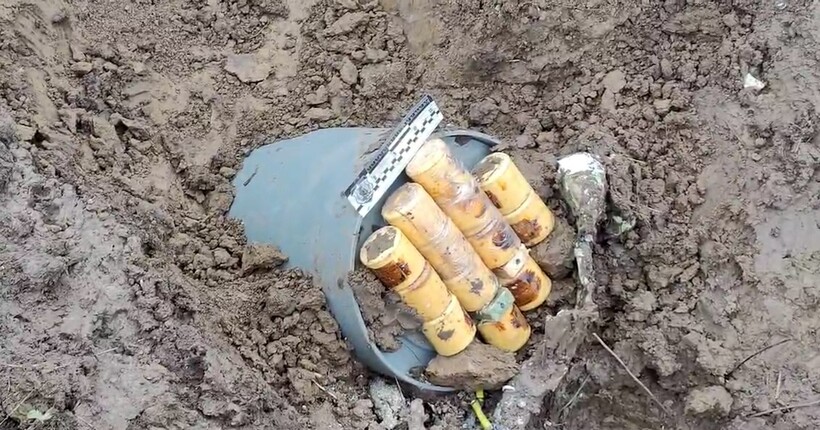 На Буковині вибухотехніки знешкодили нерозірвану російську ракету