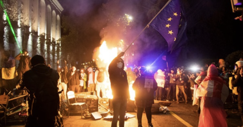 У Тбілісі знову розігнали акцію протесту: затримали 48 людей