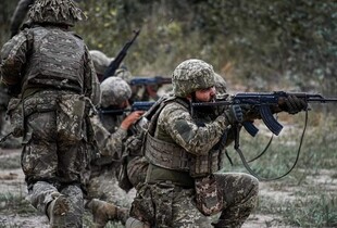 Росіяни для “м'ясних штурмів” залучають мешканців окупованих територій - Гвозденко