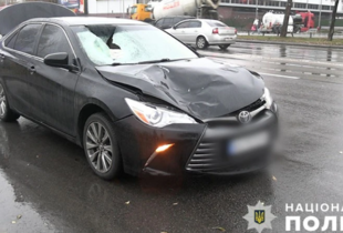 У Києві сталася смертельна ДТП: п'яний водій збив жінку й втік з місця події