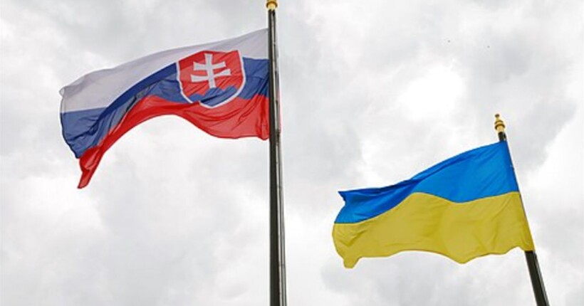 Шмигаль обговорив із прем’єр-міністром Словаччини енергетичну безпеку та санкції проти росії