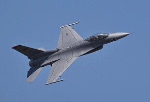 Польща підняла бойову авіацію через ракетну атаку на Україну