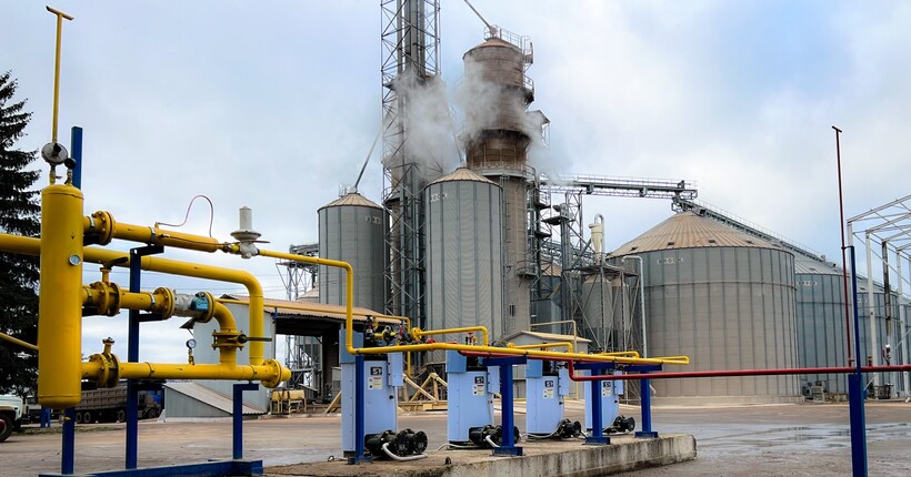Ціни на зріджений газ у росії впали вдвічі через санкції ЄС