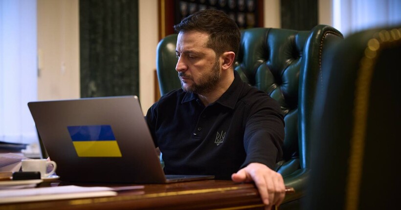 Зеленський провів телефонну розмову з президентом Азербайджану і висловив співчуття через авіакатастрофу