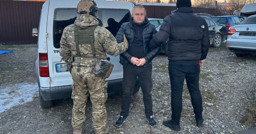 Двоє чоловіків потонули під час спроби перетнути Тису: організаторам схеми повідомили про підозру