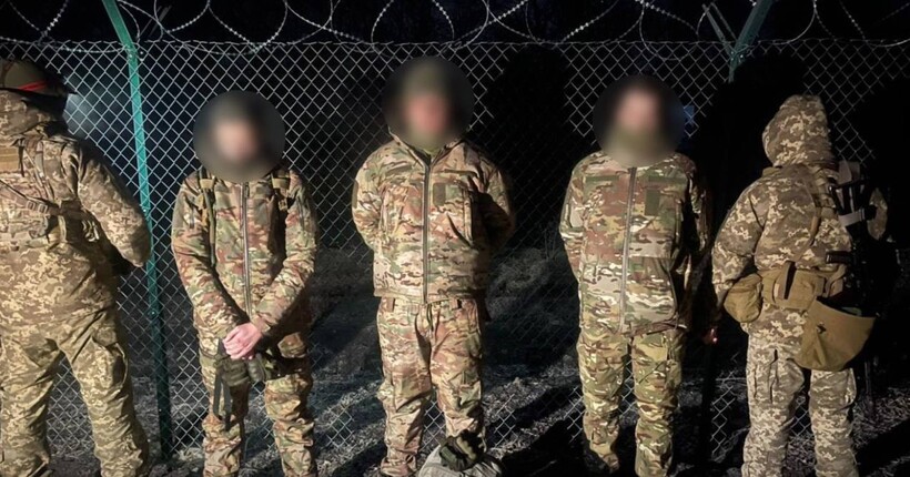 Прикинулись військовими: троє чоловіків намагалися незаконно потрапити до Молдови