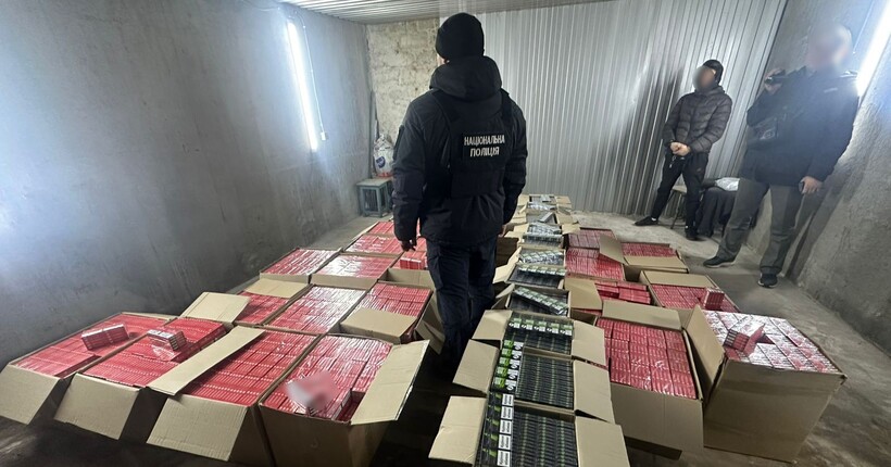 На Дніпропетровщині ліквідували мережу збуту контрафактних цигарок: щомісячний оборот 30 млн грн