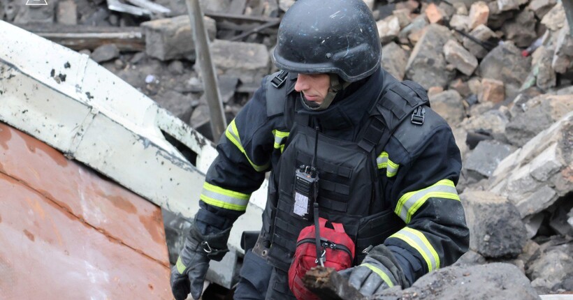 У Запоріжжі під завалами знайшли ще одне тіло людини