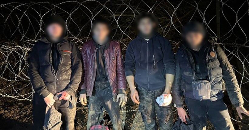 На Закарпатті затримали групу чоловіків, які намагалися незаконно переплисти Тису