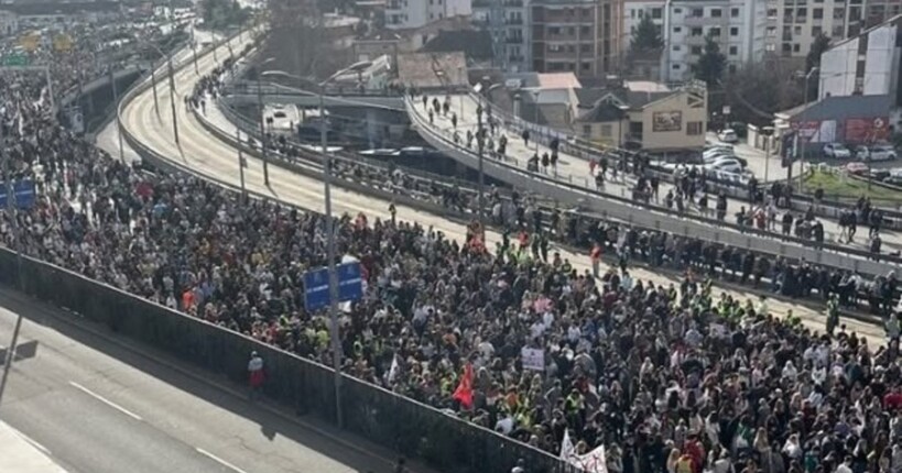 Протести в Белграді: сербські студенти вимагають відставки Вучича