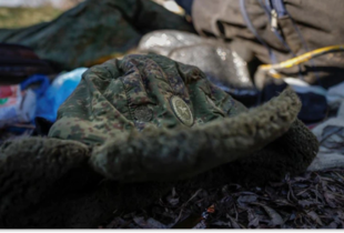 рф за добу війни в Україні втратила 1200 військових, 81 артсистему і 17 танків