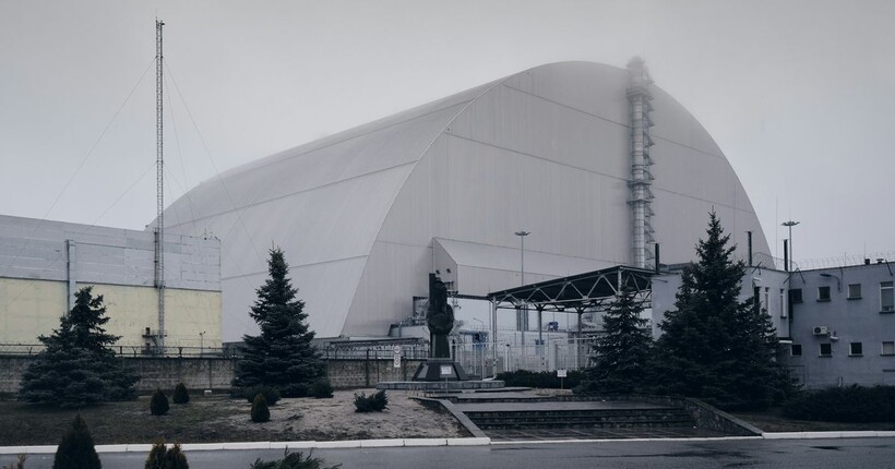Атака окупантів по ЧАЕС, Україна будує нові енергоблоки, нова тактика росіян: найголовніше за тиждень