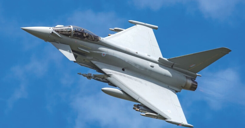 Велика Британія може розмістити в Україні винищувачі Typhoon замість наземних військ — The Times