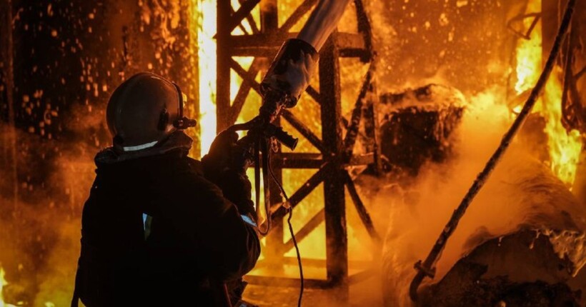 Окупанти два дні поспіль атакують Одещину дронами: майже 100 000 абонентів залишилось без світла (фото)