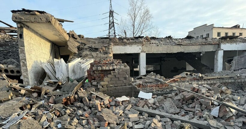 Росіяни атакували Донеччину 25 разів за добу: є загиблі та поранені (фото)