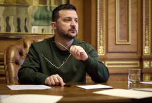 Ворог атакував КАБами Золочів, є постраждалі