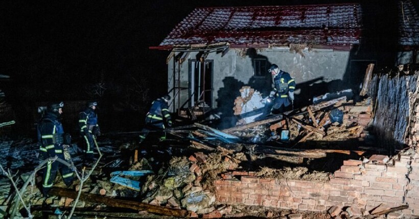 Жінка отримала поранення внаслідок обстрілу Хмельниччини (фото)