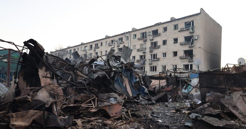 Окупанти завдали комбінованого удару по Добропіллю: щонайменше 11 загиблих