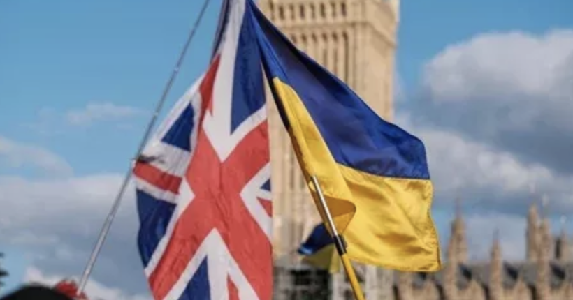 Велика Британія може відправити 10 тисяч своїх військових в Україну 