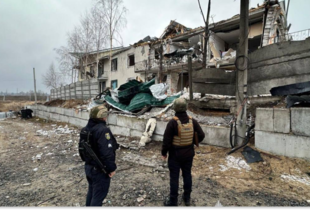 Через атаку дронів у Київській області двоє людей постраждали, пошкоджені десятки будинків