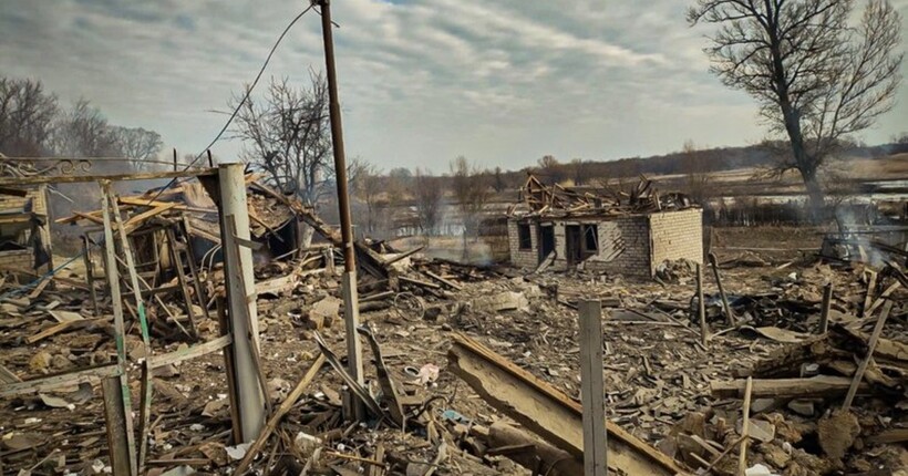 Російські загарбники обстріляли Харківщину: пошкоджено будинок та ЛЕП 