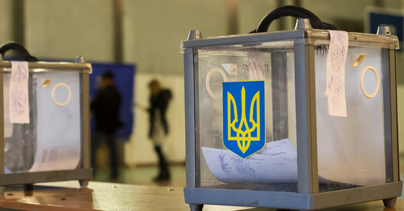 Право голосу українців за кордоном: політолог Попов про виклики та ризики під час виборів