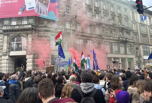 Тисячі угорців вийшли на протест у Будапешті: чого вимагають